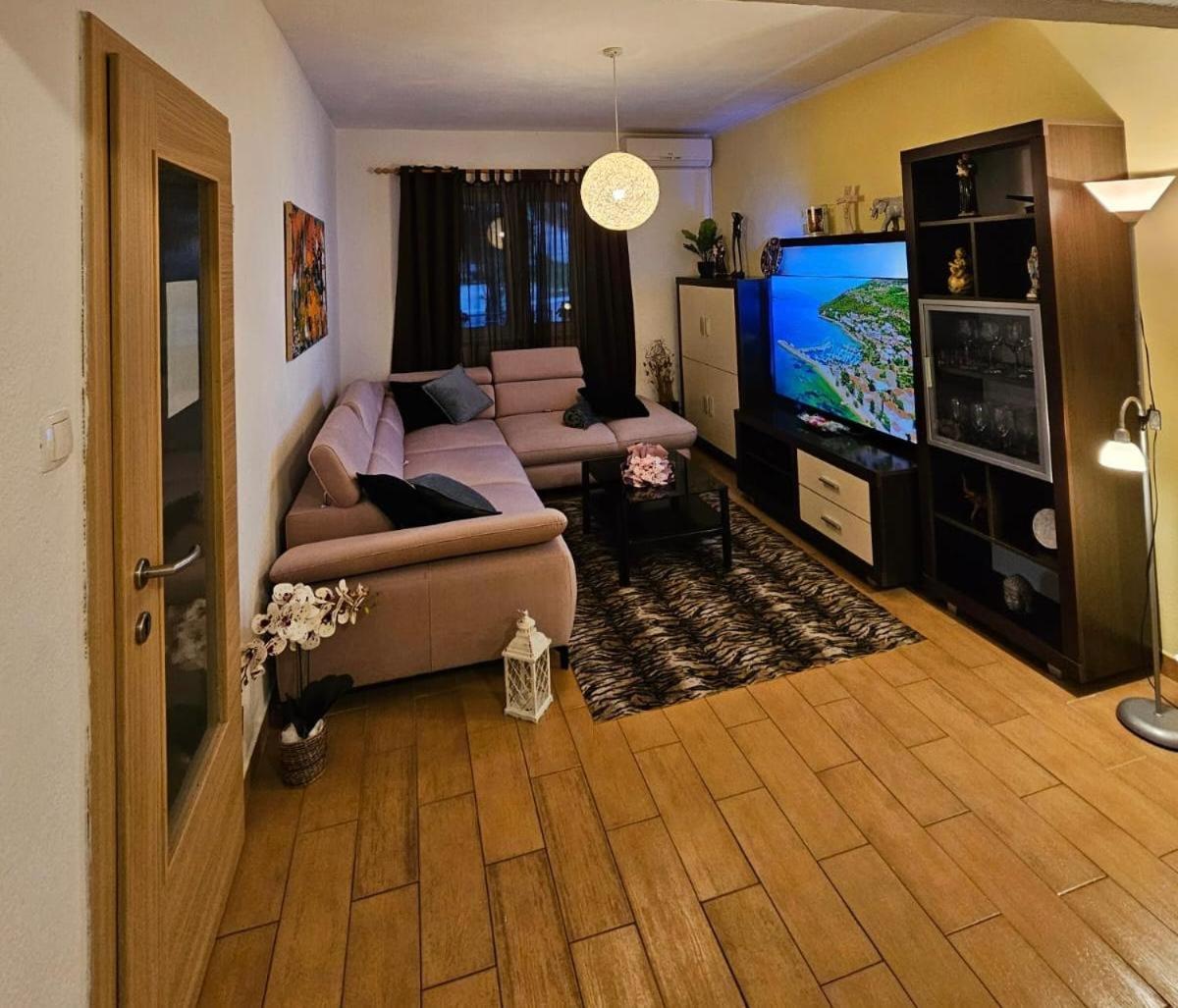 Elegance Suite Mary Orebic Bagian luar foto